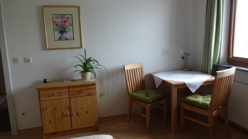 Ferienwohnungen Klammsteiner Lienz Zimmer foto